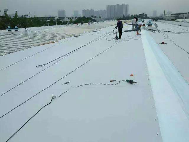 土工膜在水庫斜墻防滲需要具備哪些要點才能施工呢？